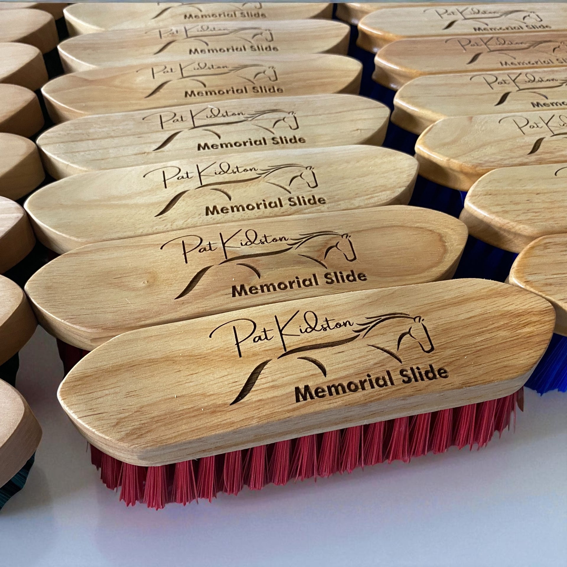 Custom Engraved Horse Brushes – The Perfect Personalized Gift 🐴✨